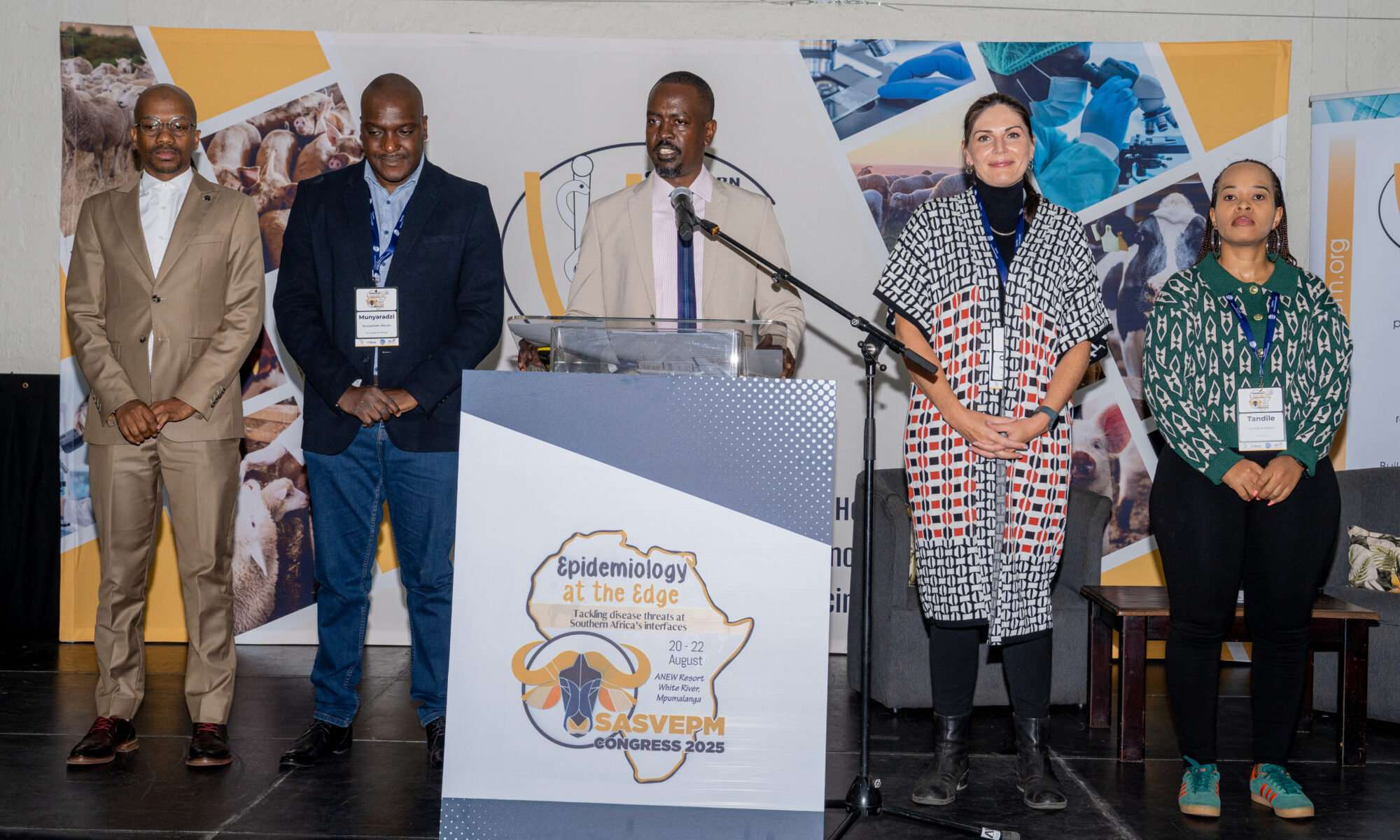 ISID’s Dr. Mohamed Sirdar sharing ProMED-AMR insights at the SASVEPM Congress 2025