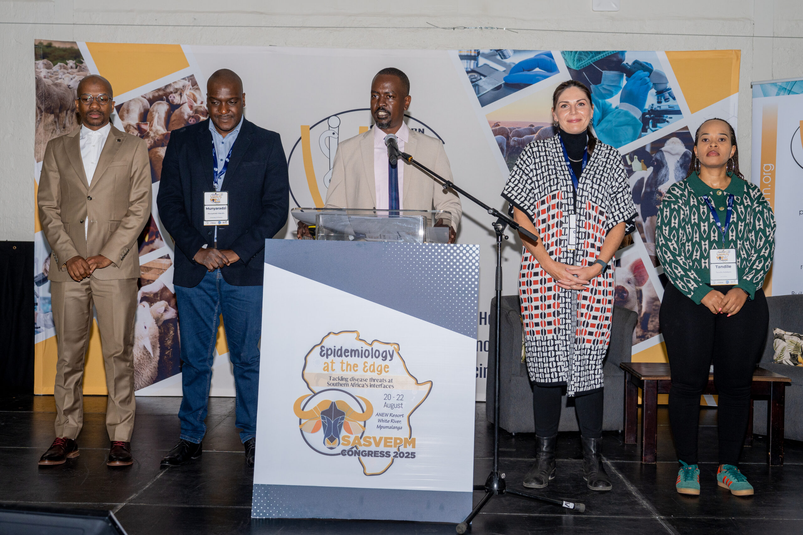 ISID’s Dr. Mohamed Sirdar sharing ProMED-AMR insights at the SASVEPM Congress 2025