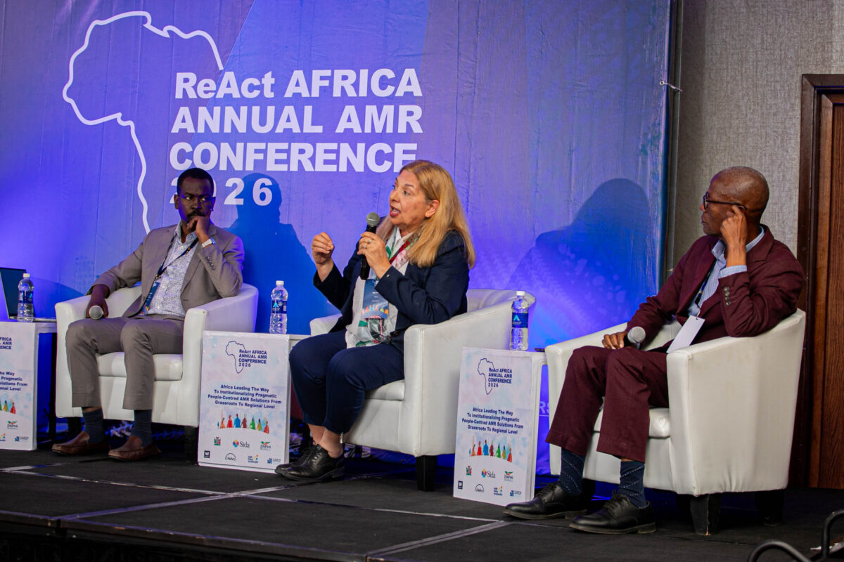 Dr Mohamed Sirdar (ISID-Africa, South Africa), Dr Olga Petrovic (NICD, South Africa), Prof Aaron O. Aboderin (Nigeria)